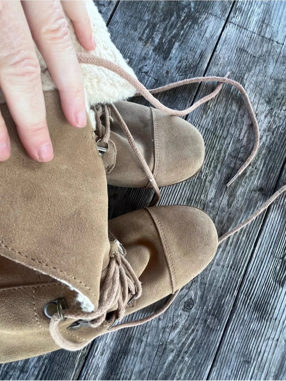 Uggs Suede Lace-Up Faux Shearling winter/fall  Boots - Taupe sz 7, used 2x